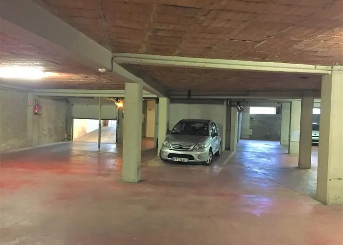 Appartement T Chez Nous Parking Prive Ascenseur Balcon